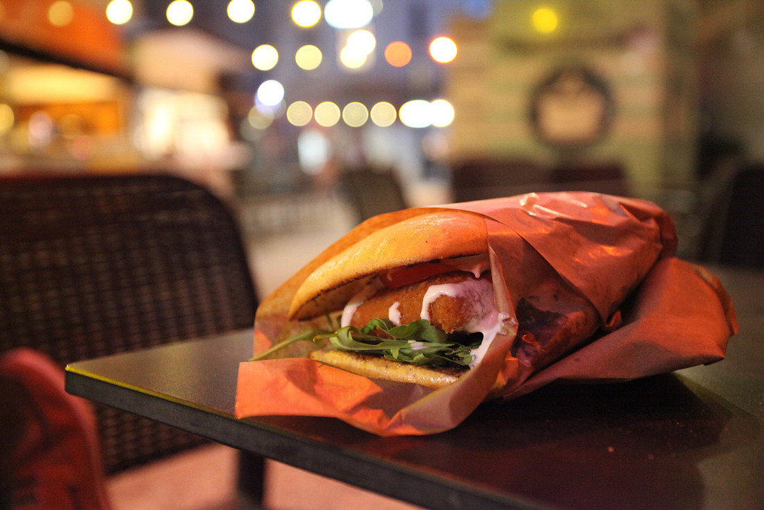 Paneer Cheeseburger
