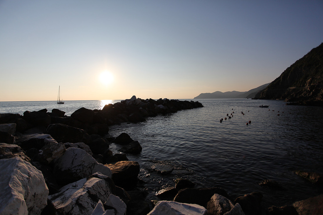 looking_out_riomaggiore