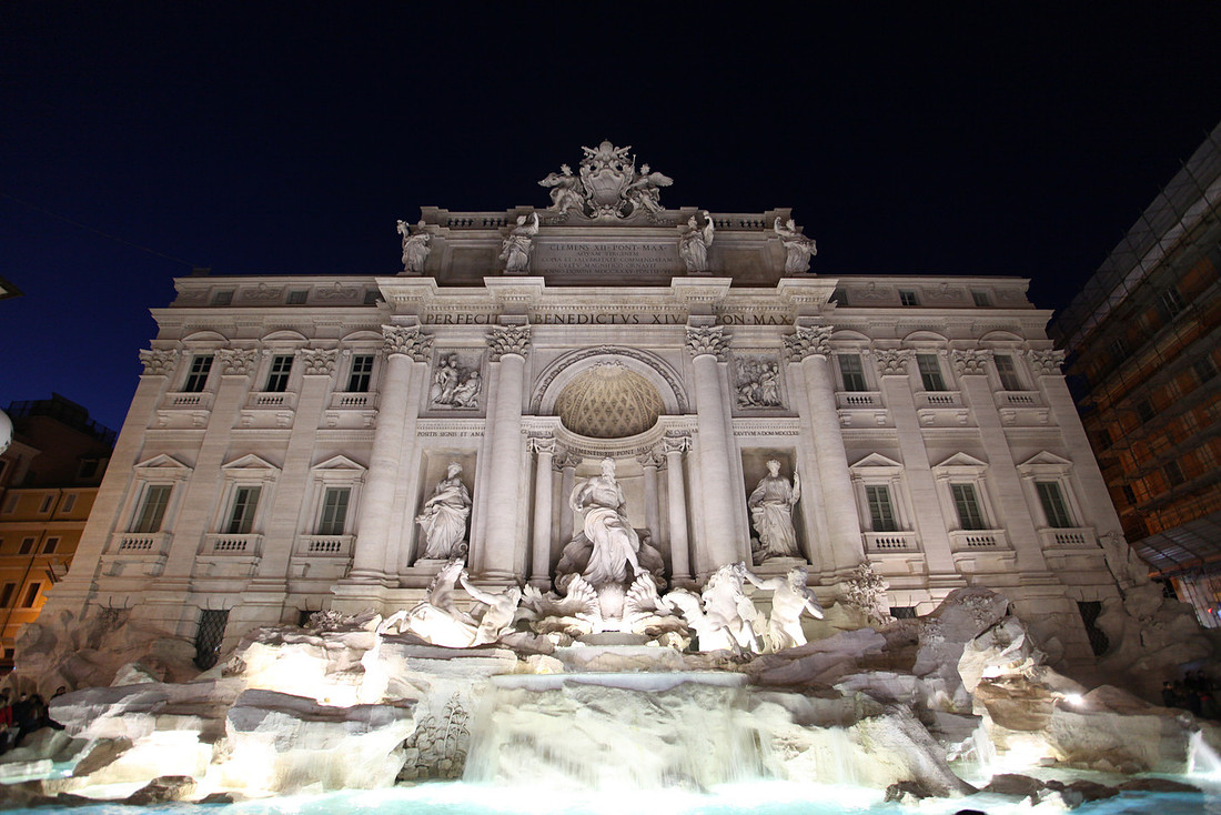 trevi_fountian_night_rome